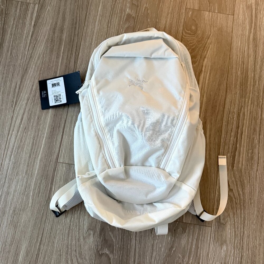 NWT Arc'teryx Mantis 26 Backpack - Unisex